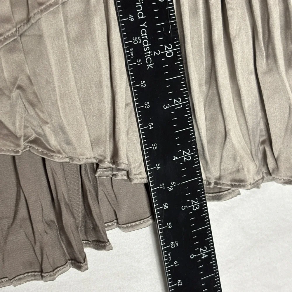Sundance Skirt‎ Women's Size 4 Gathered Pleated Asymmetrical Hem Taupe Polyester